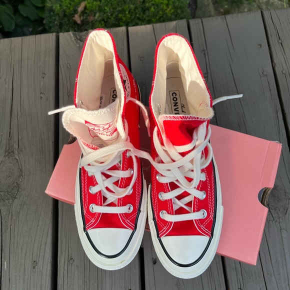 ❤️CONVERSE ALL STAR CHUCK TAYLOR MADE WITH LOVE RED HI TOP SHOES 7 - Picture 7 of 9